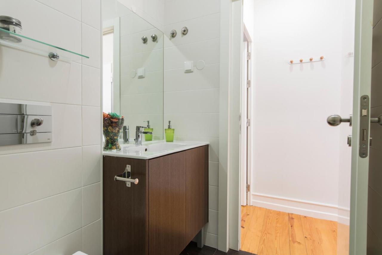 Cozy Flat In The Heart Of Alfama Appartement Lissabon Buitenkant foto